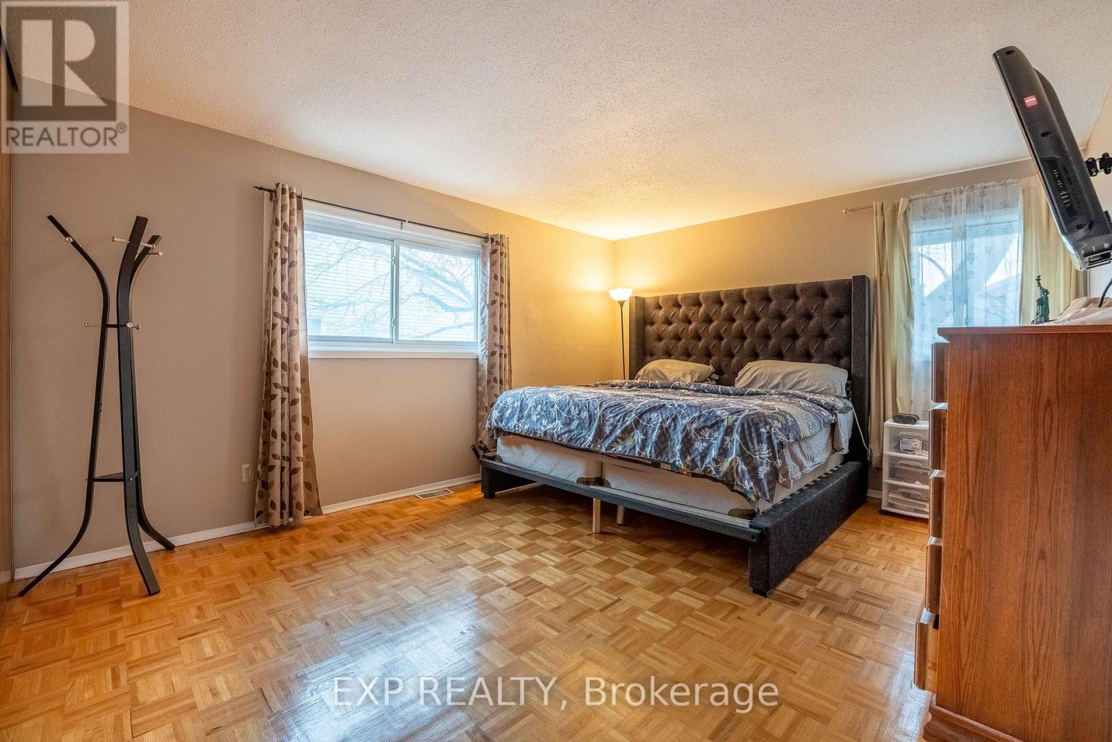 15 - 1979 Greenvale Lane, Ottawa, Ontario  K1C 6E4 - Photo 17 - X12179978