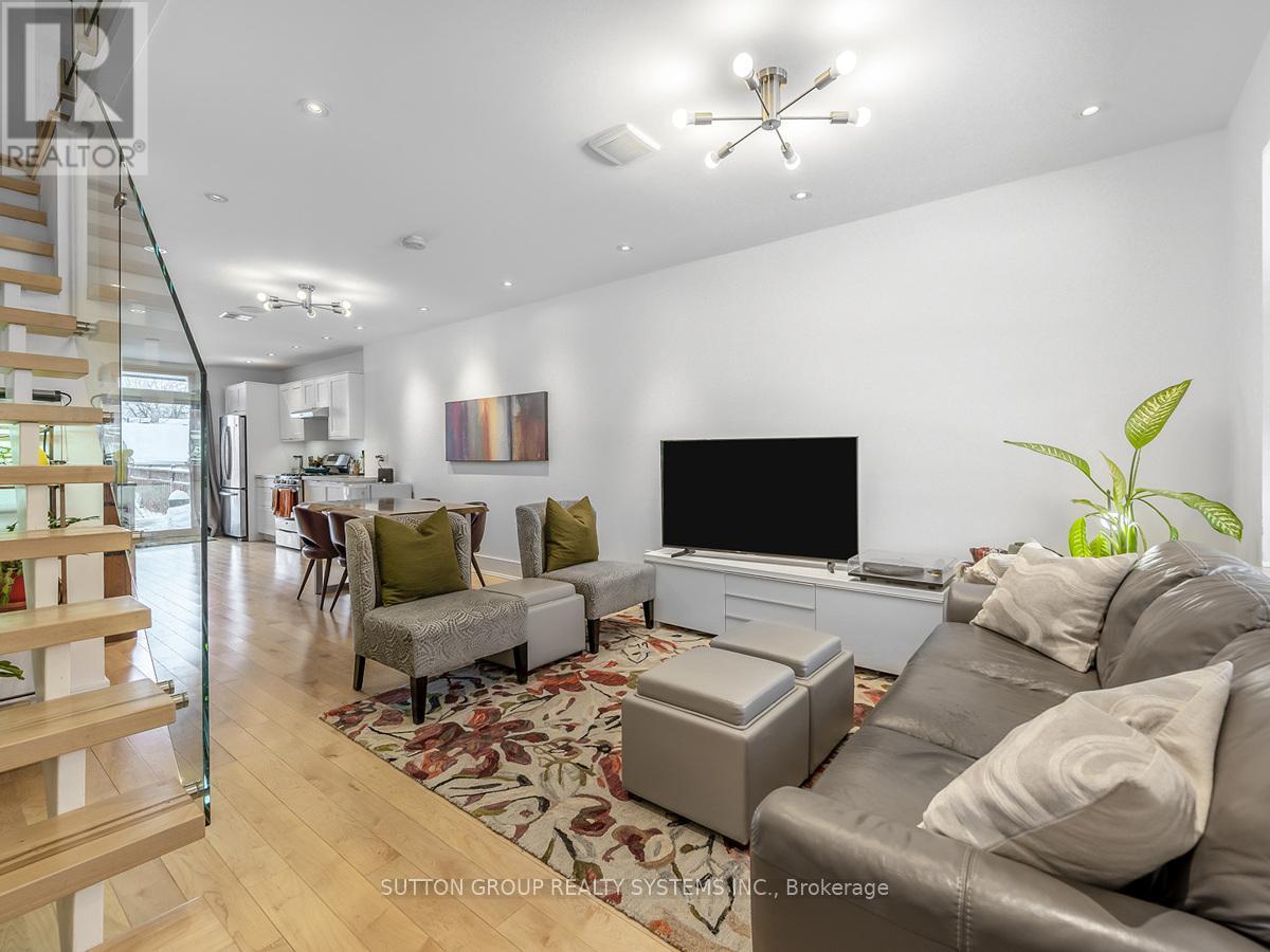 217 Earlscourt Avenue, Toronto, Ontario  M6E 4B4 - Photo 6 - W12102624