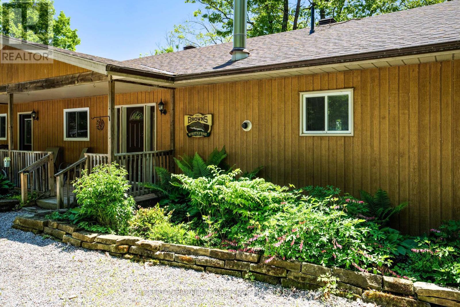 105 Taber Hill Lane W, Rideau Lakes, Ontario  K0G 1E0 - Photo 4 - X12182724