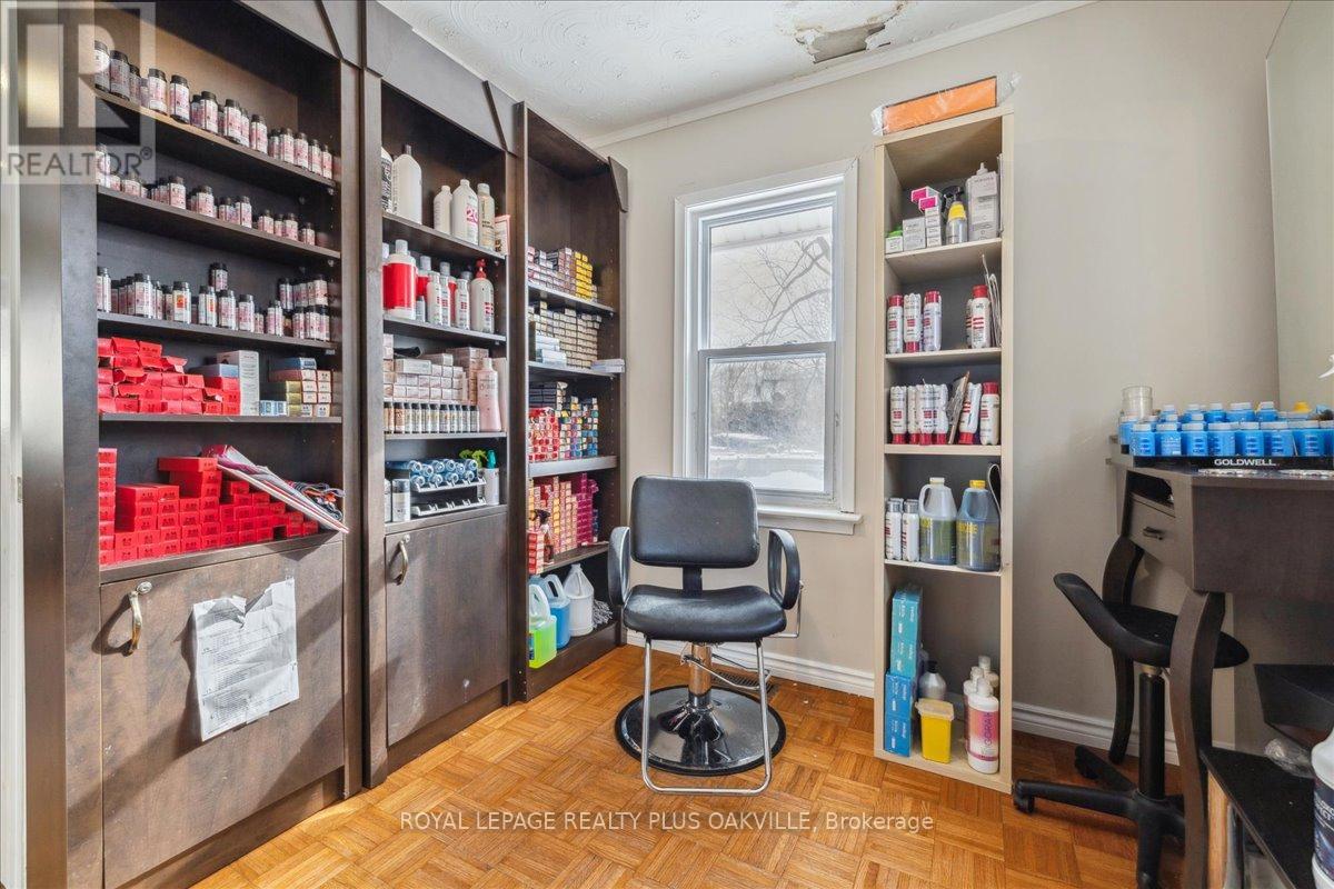 294 Dundas Street E, Hamilton (Waterdown), Ontario  L0R 2H0 - Photo 12 - X12182535