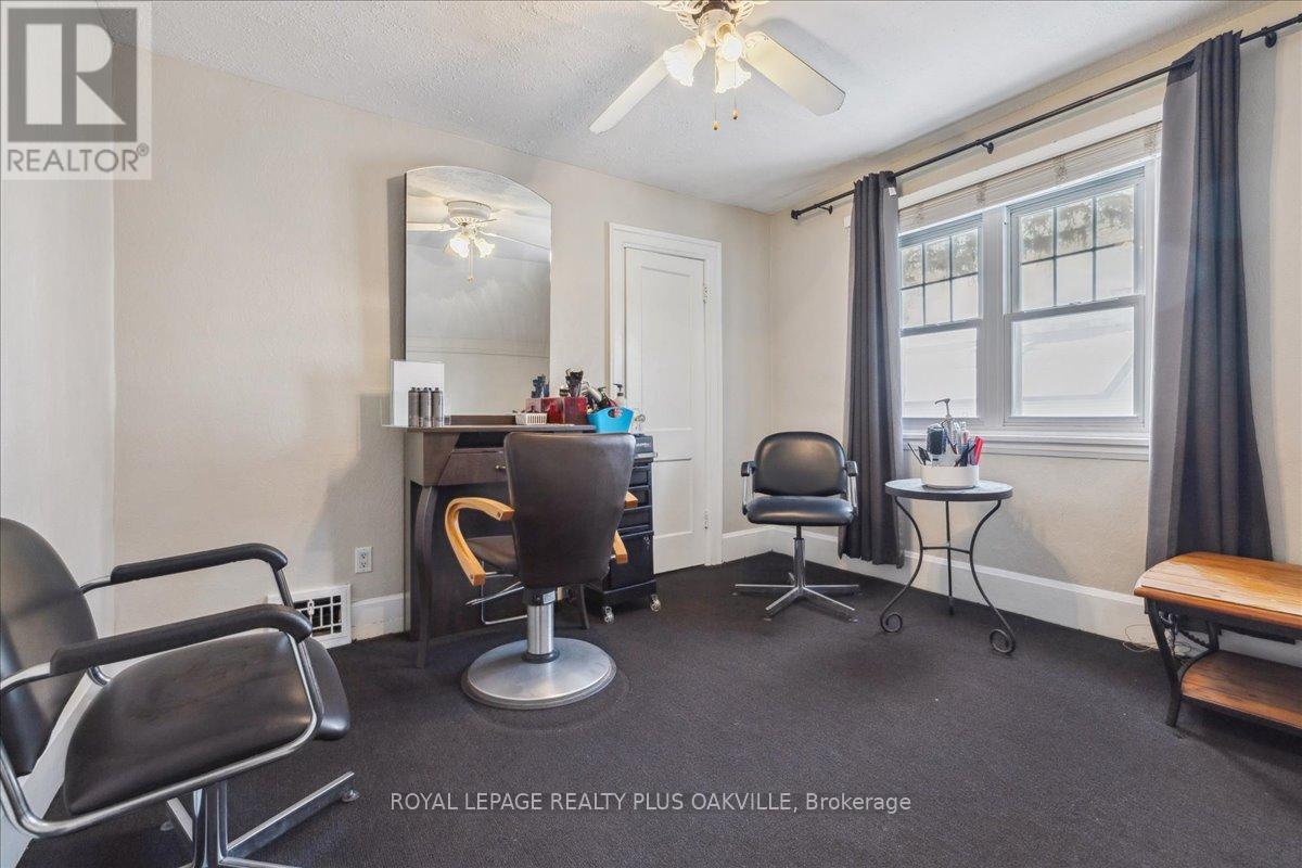 294 Dundas Street E, Hamilton (Waterdown), Ontario  L0R 2H0 - Photo 15 - X12182535