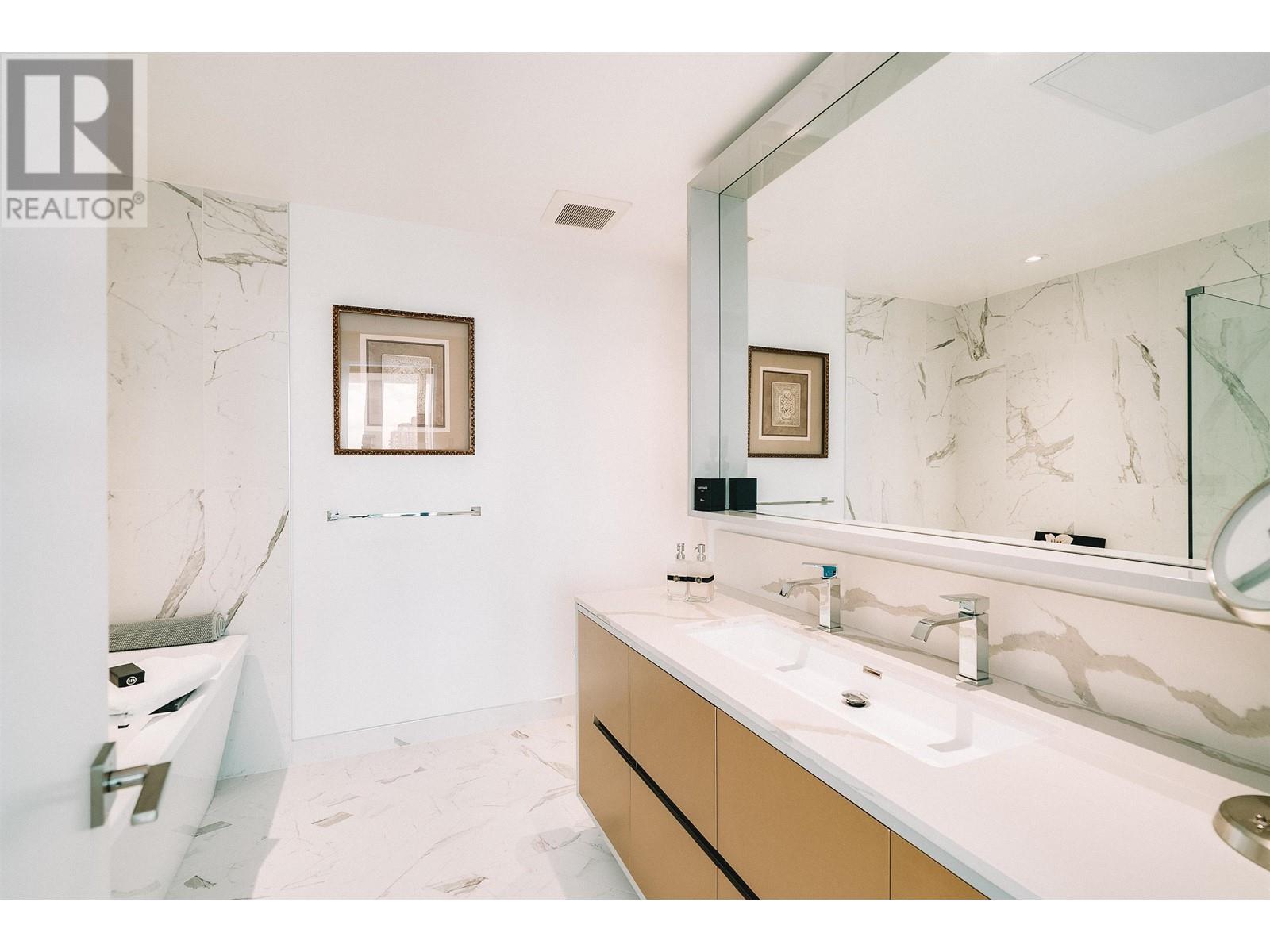 2101 4488 Juneau Street, Burnaby, British Columbia  V5C 0M4 - Photo 17 - R3008761