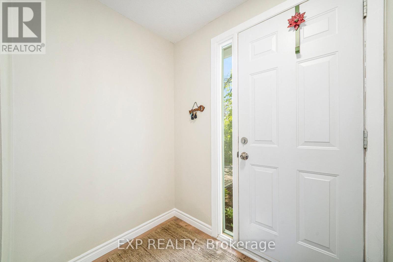 2 Sherway Drive, Ottawa, Ontario  K2J 1N3 - Photo 4 - X12182593