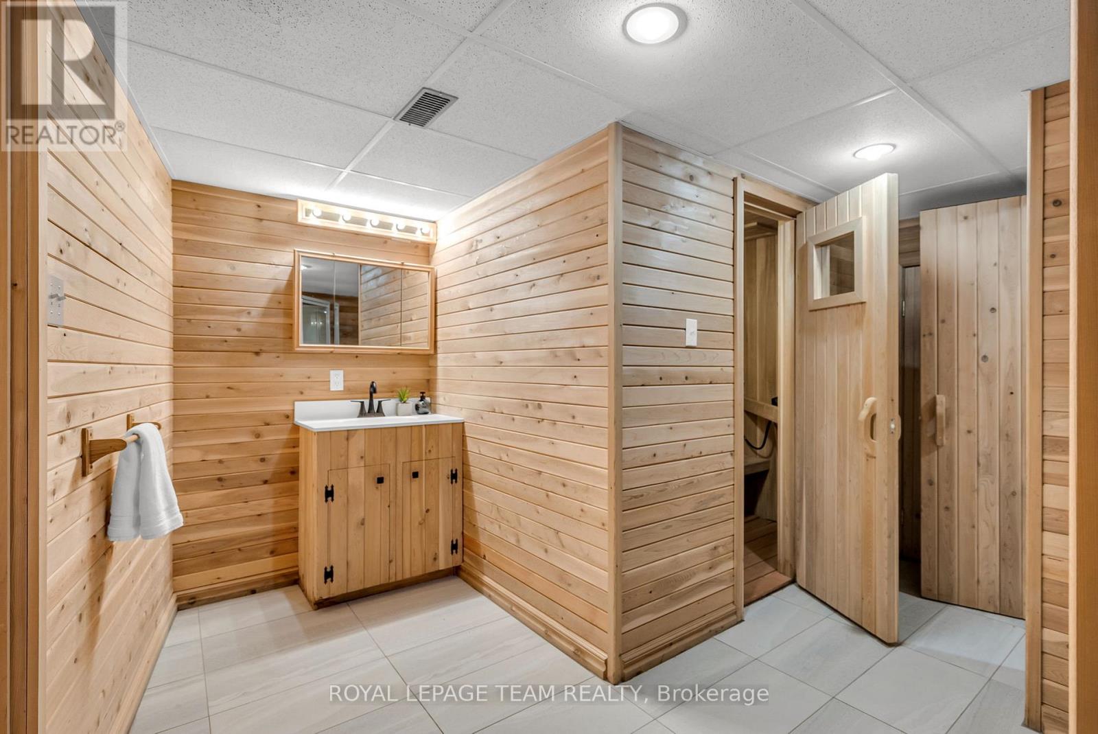 6087 James Bell Drive, Ottawa, Ontario  K4M 1B3 - Photo 41 - X12182625