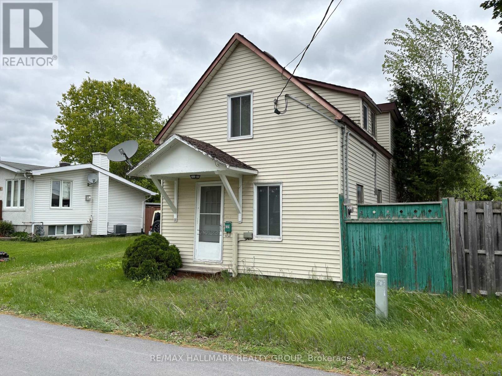 669 VICTOR STREET