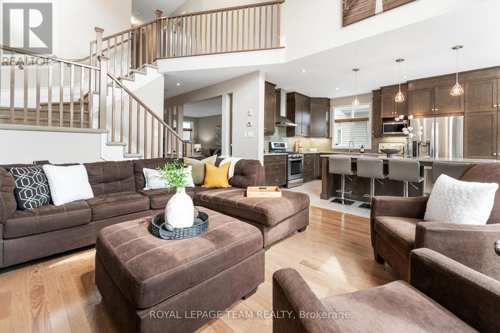 316 Sugar Pine Crescent, Ottawa, Ontario  K2M 0B1 - Photo 13 - X12182675