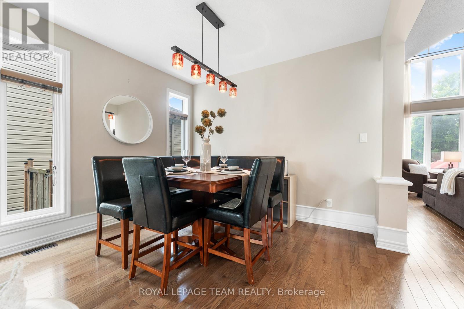 316 Sugar Pine Crescent, Ottawa, Ontario  K2M 0B1 - Photo 9 - X12182675