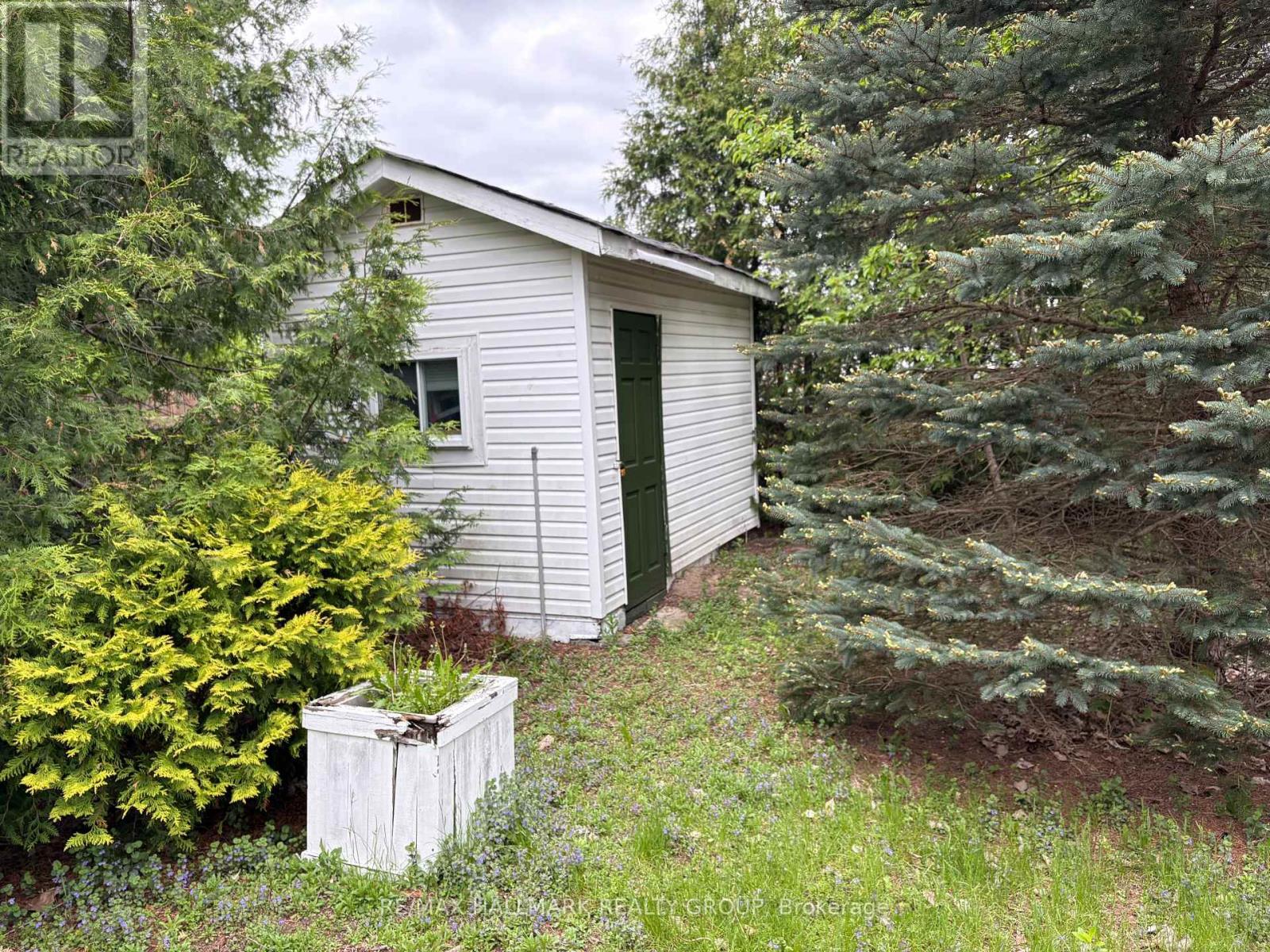 669 Victor Street, Clarence-Rockland, Ontario  K4K 1E4 - Photo 3 - X12182684