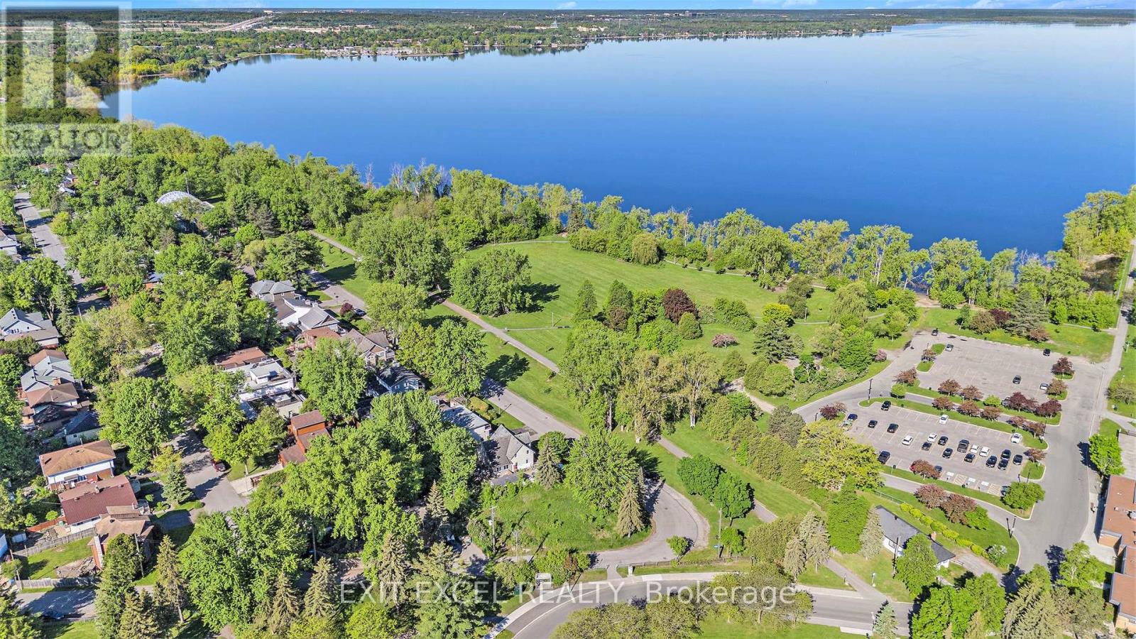 38 Farrow Street, Ottawa, Ontario  K2B 6E1 - Photo 7 - X12182709