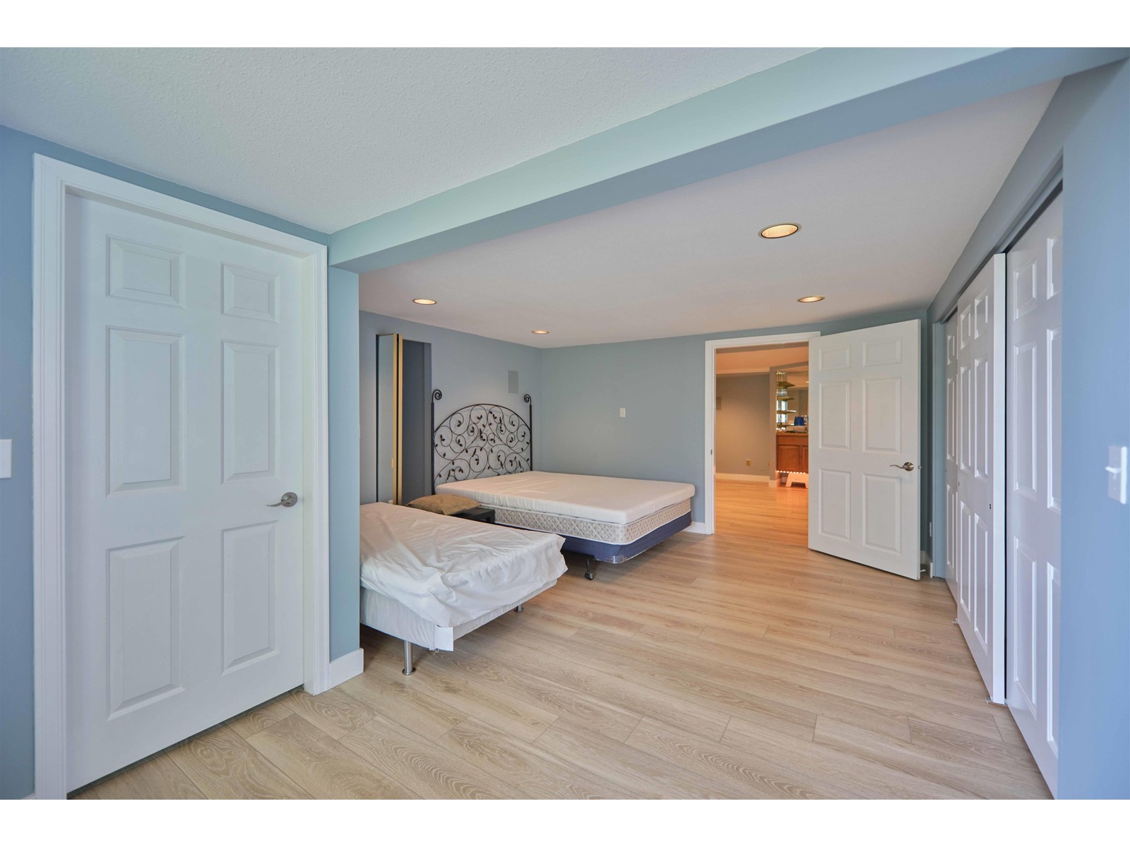13026 13 Avenue, Surrey, British Columbia  V4A 1B8 - Photo 29 - R3008685