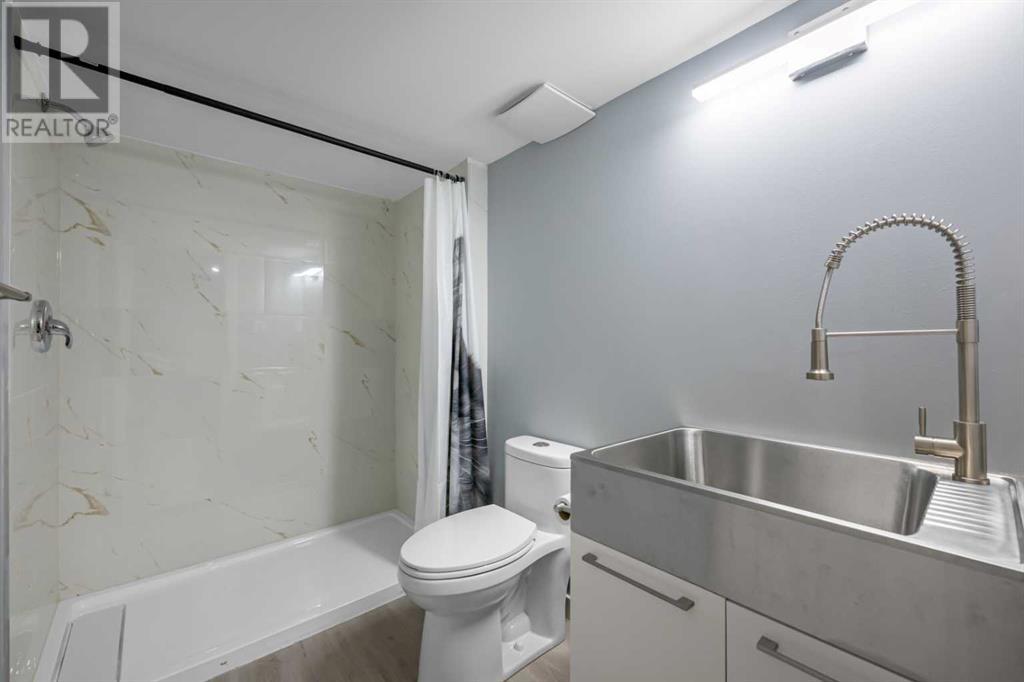 10 Reunion Grove Nw, Airdrie, Alberta  T4B 0Z7 - Photo 37 - A2225173