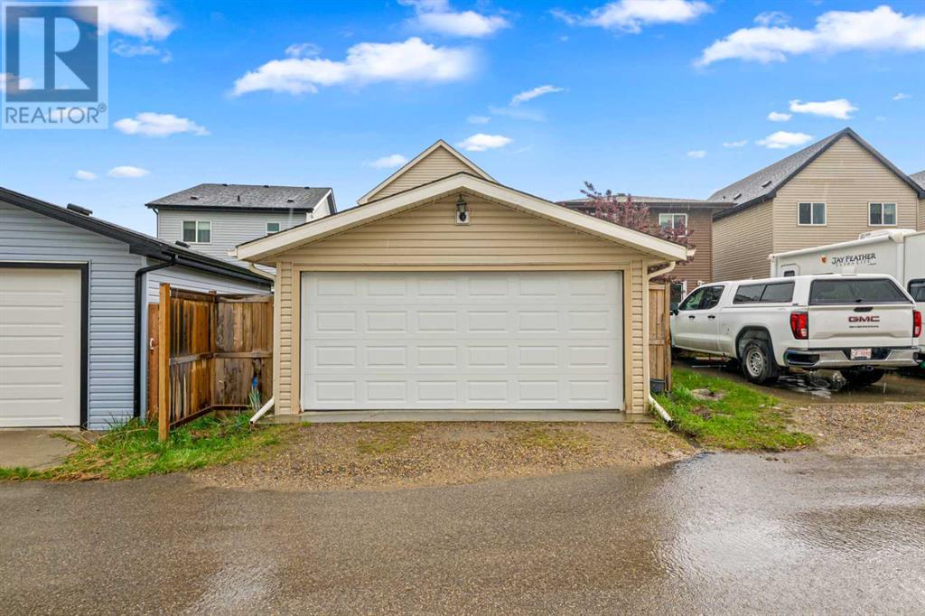 10 Reunion Grove Nw, Airdrie, Alberta  T4B 0Z7 - Photo 45 - A2225173