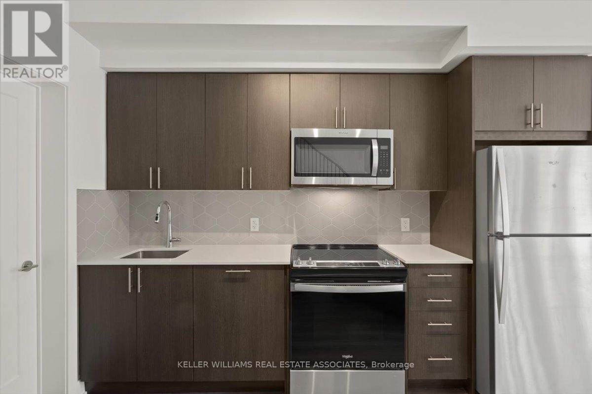 18 Alpine Symphony Path, Oshawa (Windfields), Ontario  L1L 0R1 - Photo 6 - E12167814