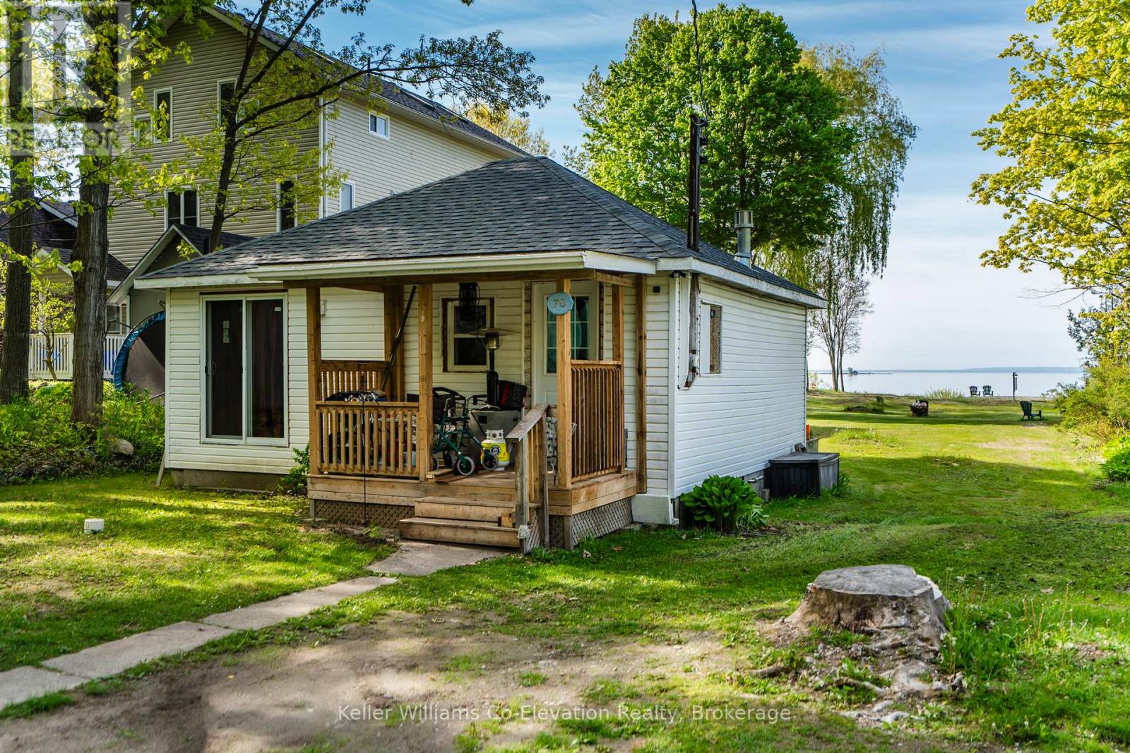 70 Wahnekewening Drive, Tiny, Ontario  L9M 0N3 - Photo 9 - S12182672