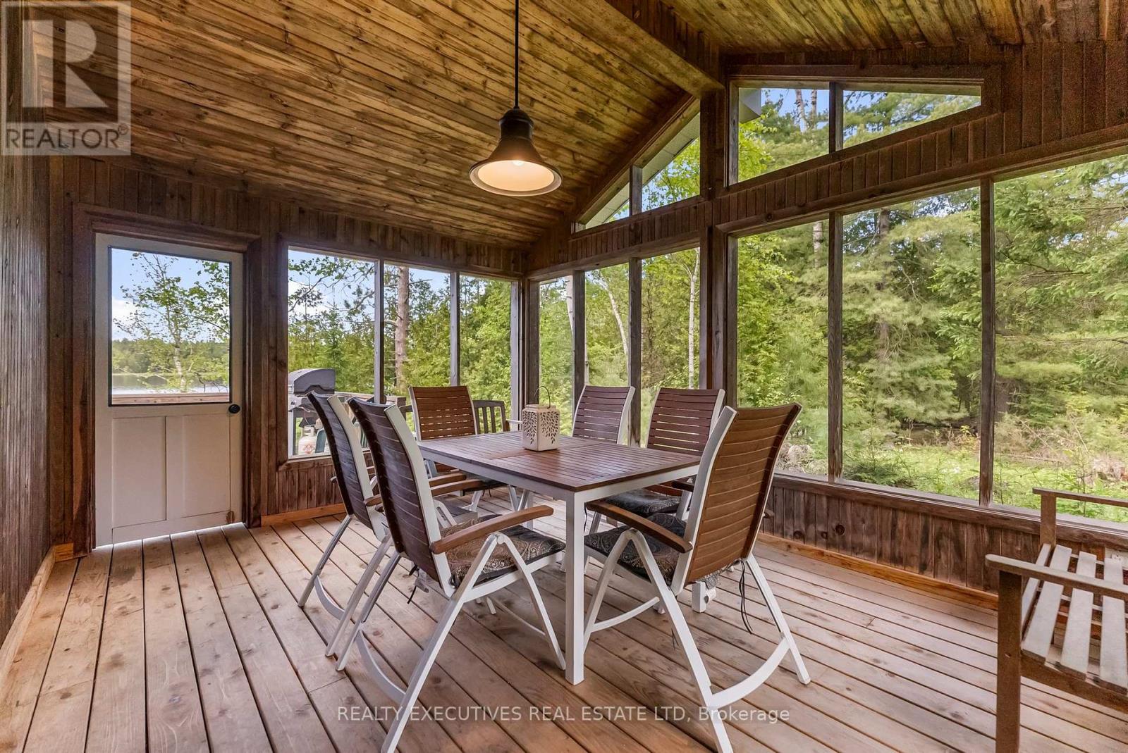 3120 Wabalac Side Road, Lanark Highlands, Ontario  K0G 1K0 - Photo 21 - X12182641