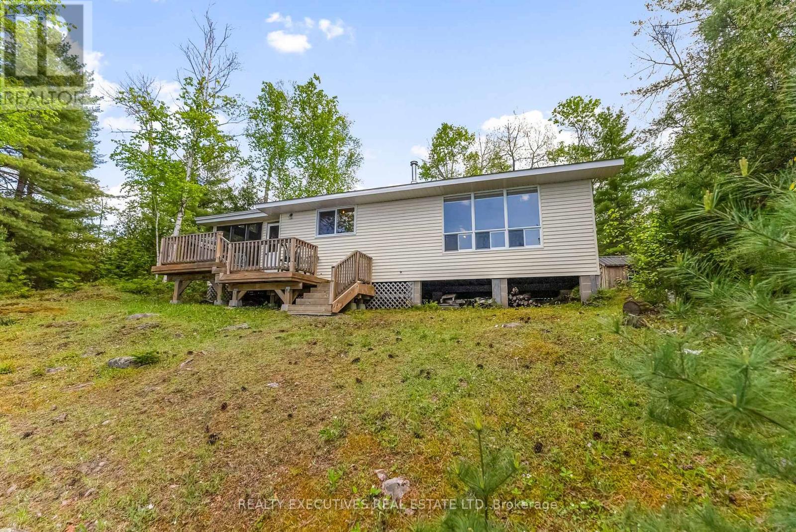 3120 Wabalac Side Road, Lanark Highlands, Ontario  K0G 1K0 - Photo 27 - X12182641