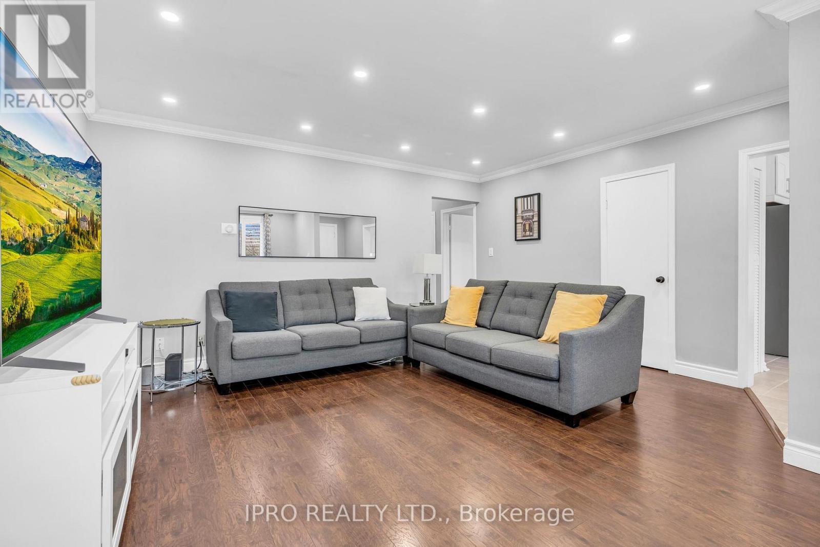 52 TULLOCH DRIVE, Ajax, Ontario