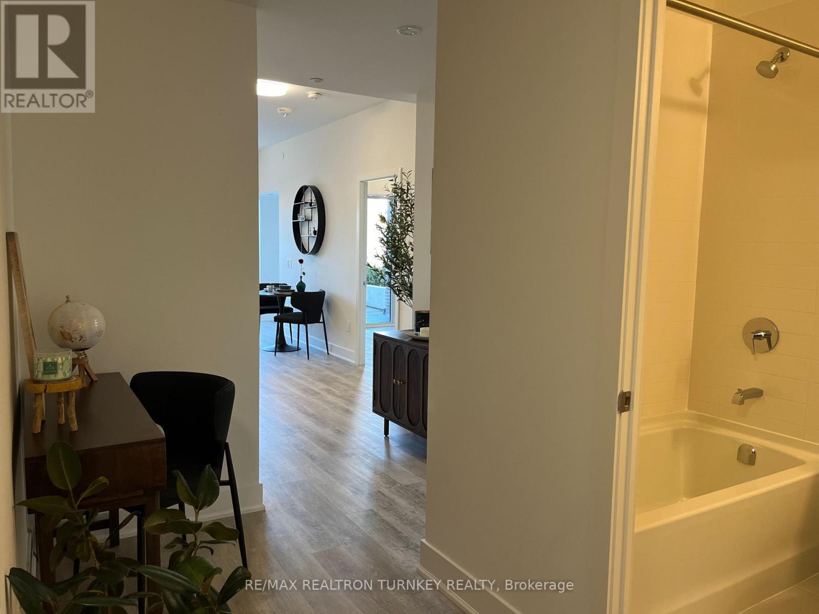 018 - 185 Deerfield Road, Newmarket, Ontario  L3Y 0G7 - Photo 11 - N12181993