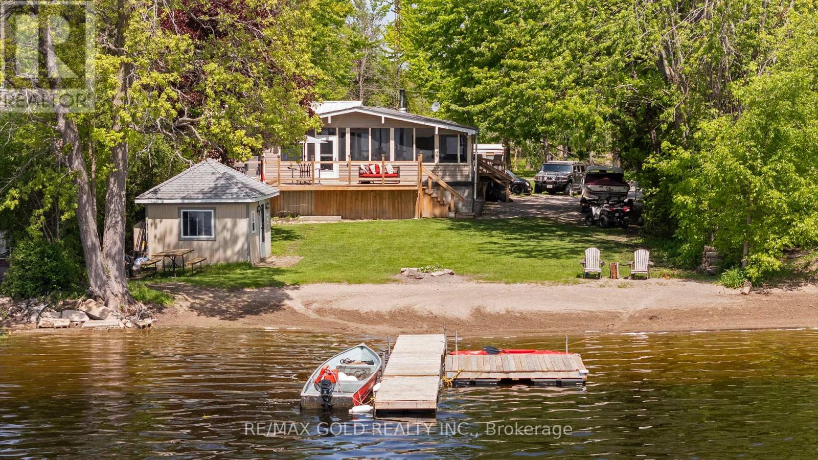 1305 Carol Ann Avenue, Ramara, Ontario  L0K 1B0 - Photo 32 - S12181523
