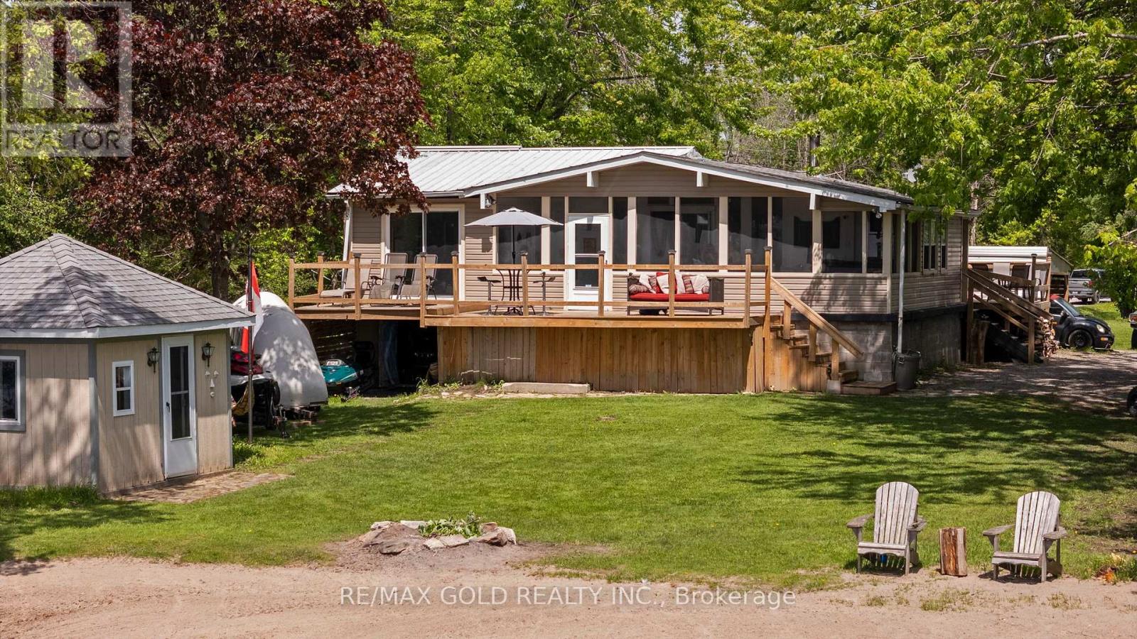 1305 Carol Ann Avenue, Ramara, Ontario  L0K 1B0 - Photo 33 - S12181523