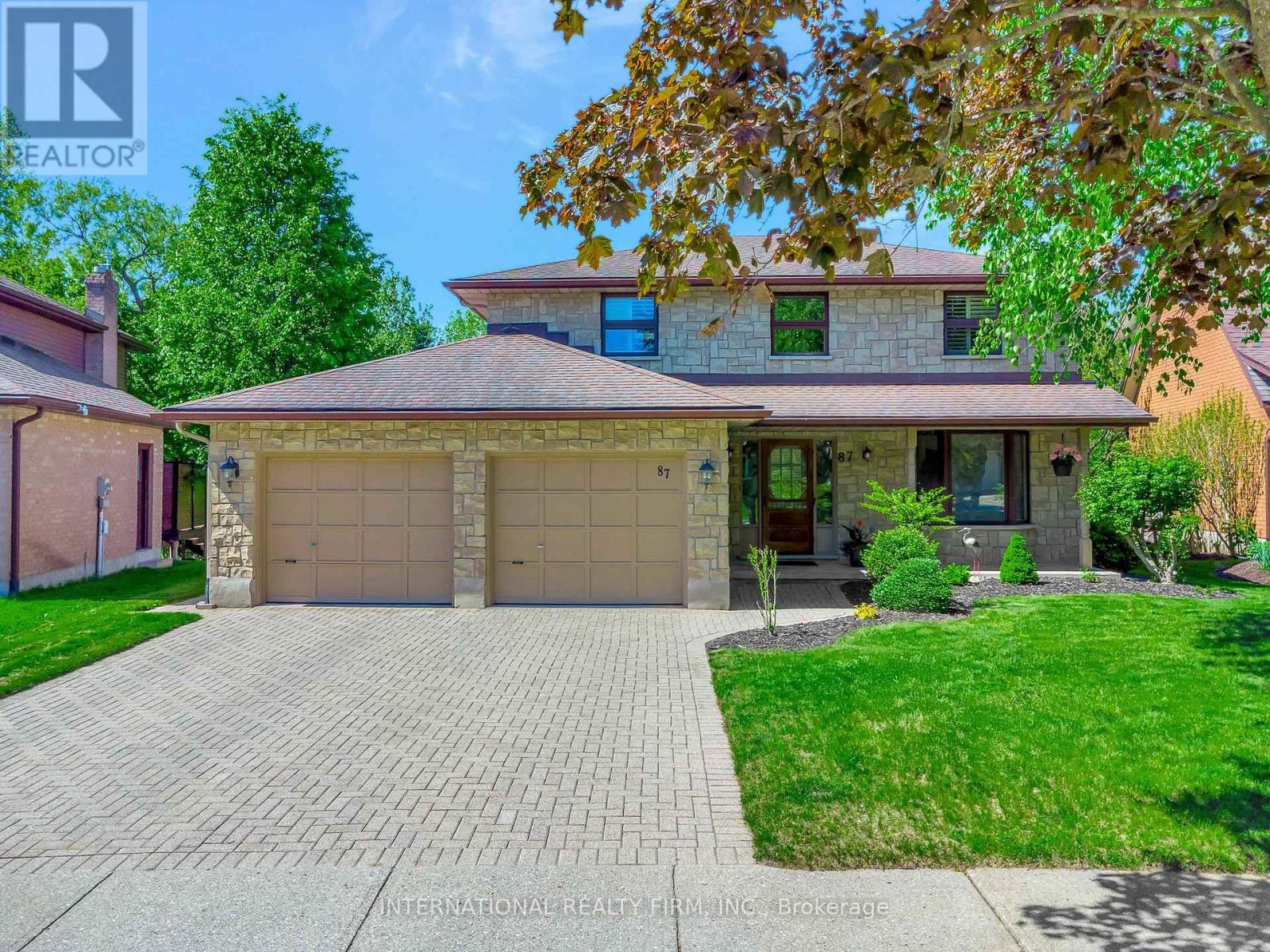 Property at 87 MAXWELL DRIVE image 1