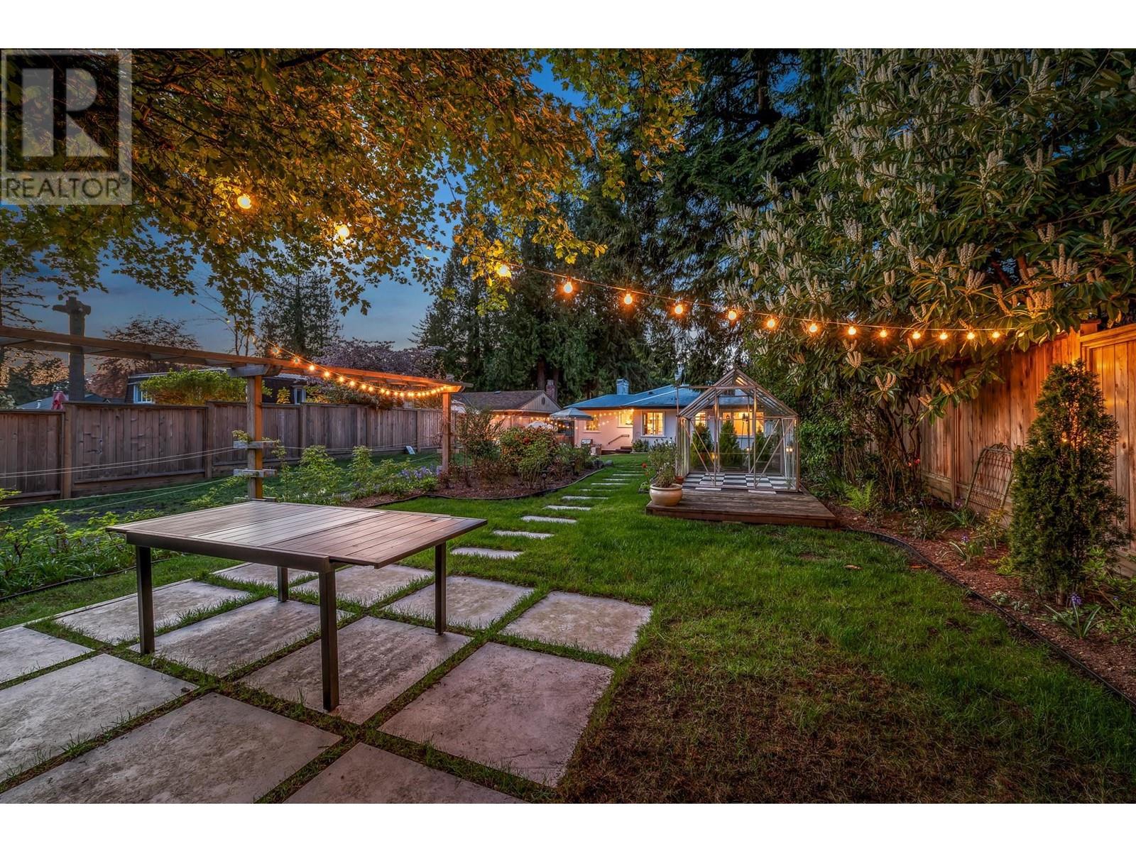 1335 W 22nd Street, North Vancouver, British Columbia  V7P 2G3 - Photo 33 - R2995699