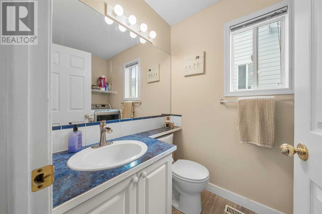 10468 Hidden Valley Drive Nw, Calgary, Alberta  T3A 5M2 - Photo 17 - A2224029