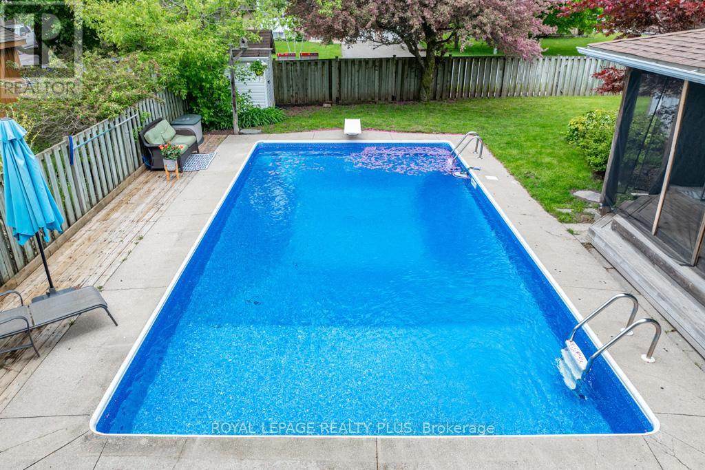 146 Churchill Road N, Halton Hills, Ontario  L7J 2S8 - Photo 38 - W12181065