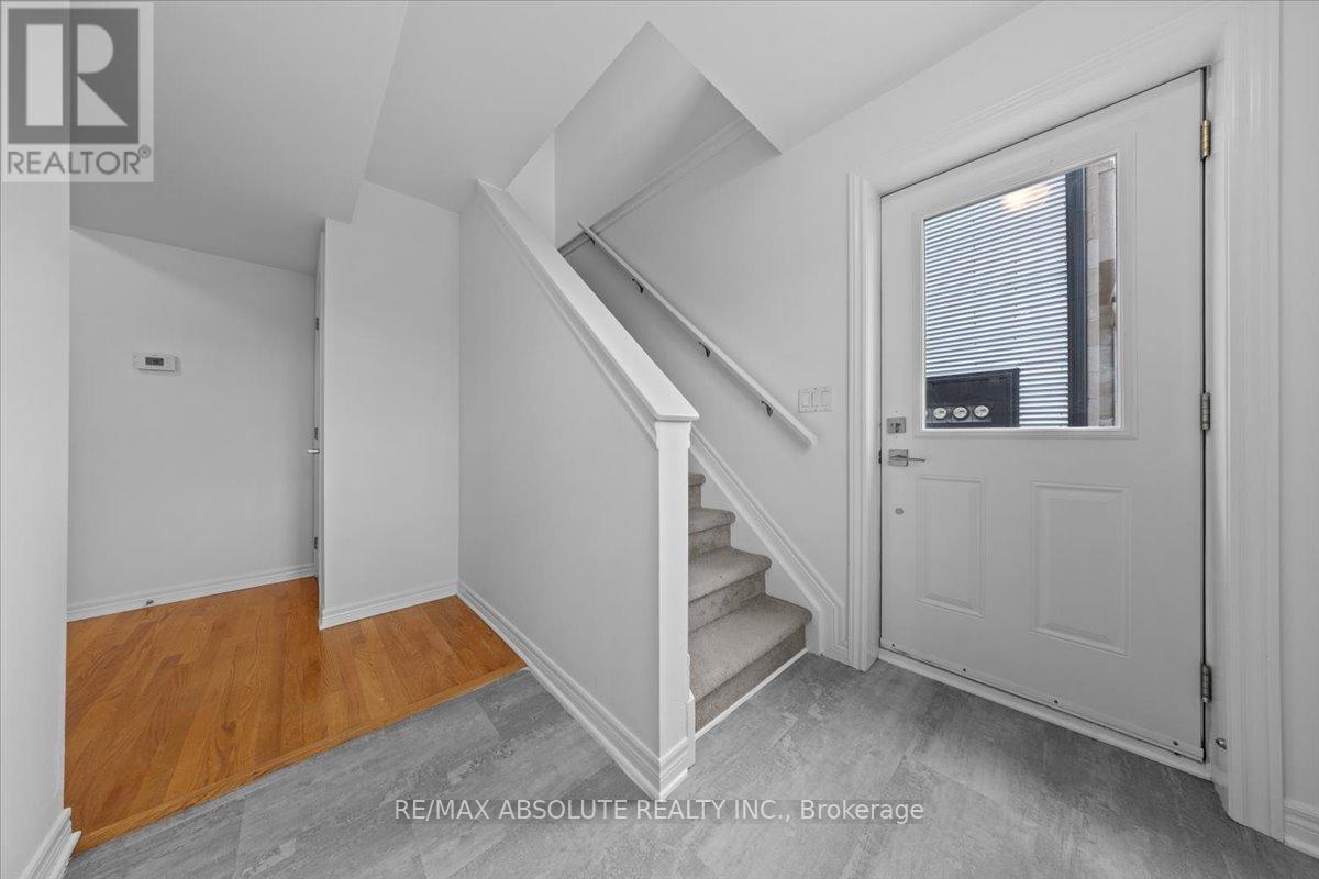 142 Lees Avenue, Ottawa, Ontario  K1S 0C3 - Photo 18 - X12132300