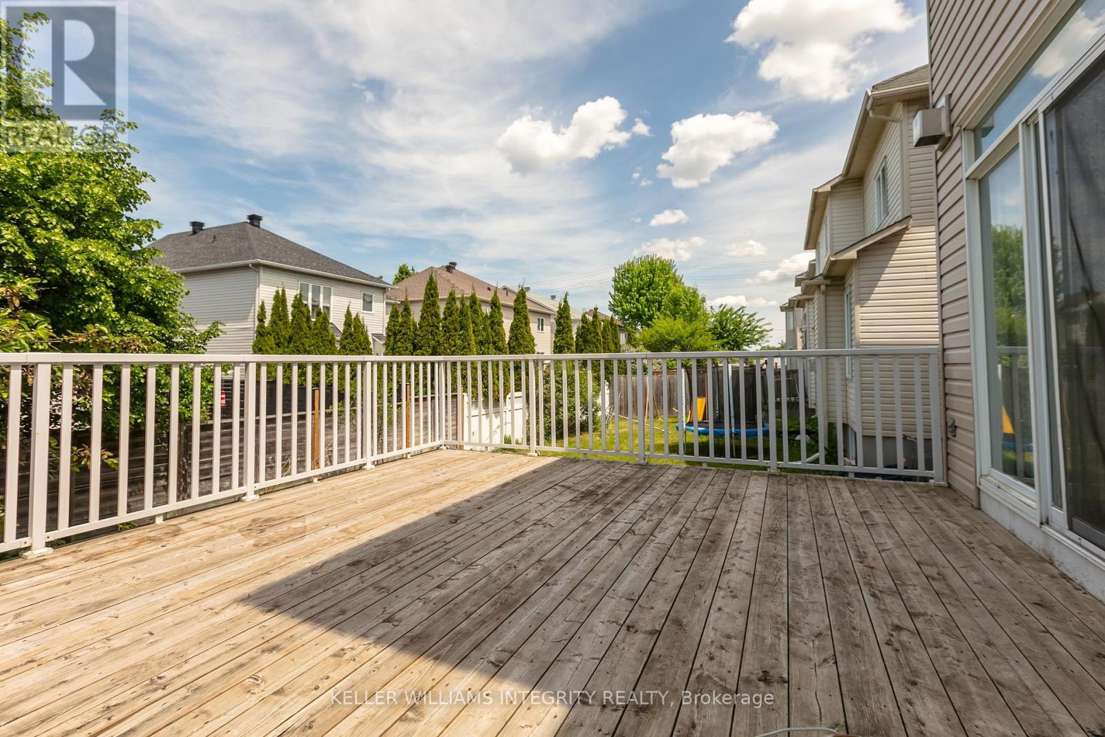 119 Willow Creek Circle, Ottawa, Ontario  K2G 7A8 - Photo 12 - X12182448