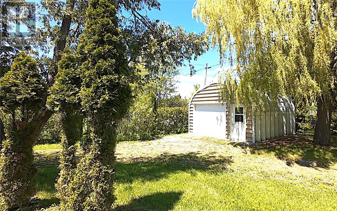 77 Robinson Street W, Little Current, Ontario  P0P 1K0 - Photo 14 - 2122501