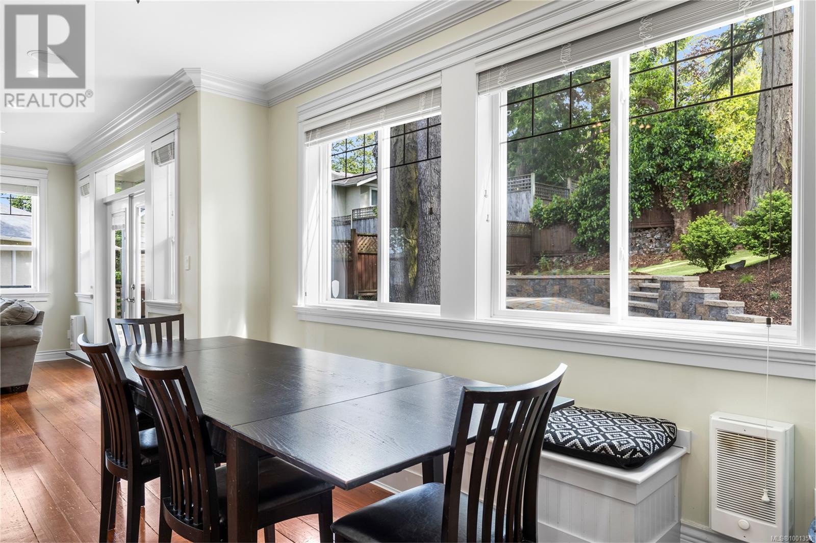 Property at 3927 Druce Lane image 3