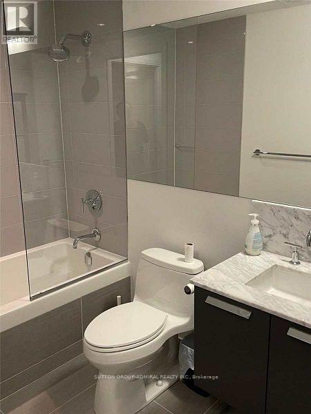 3909 - 50 Charles Street E, Toronto, Ontario  M4Y 0C3 - Photo 12 - C12182655