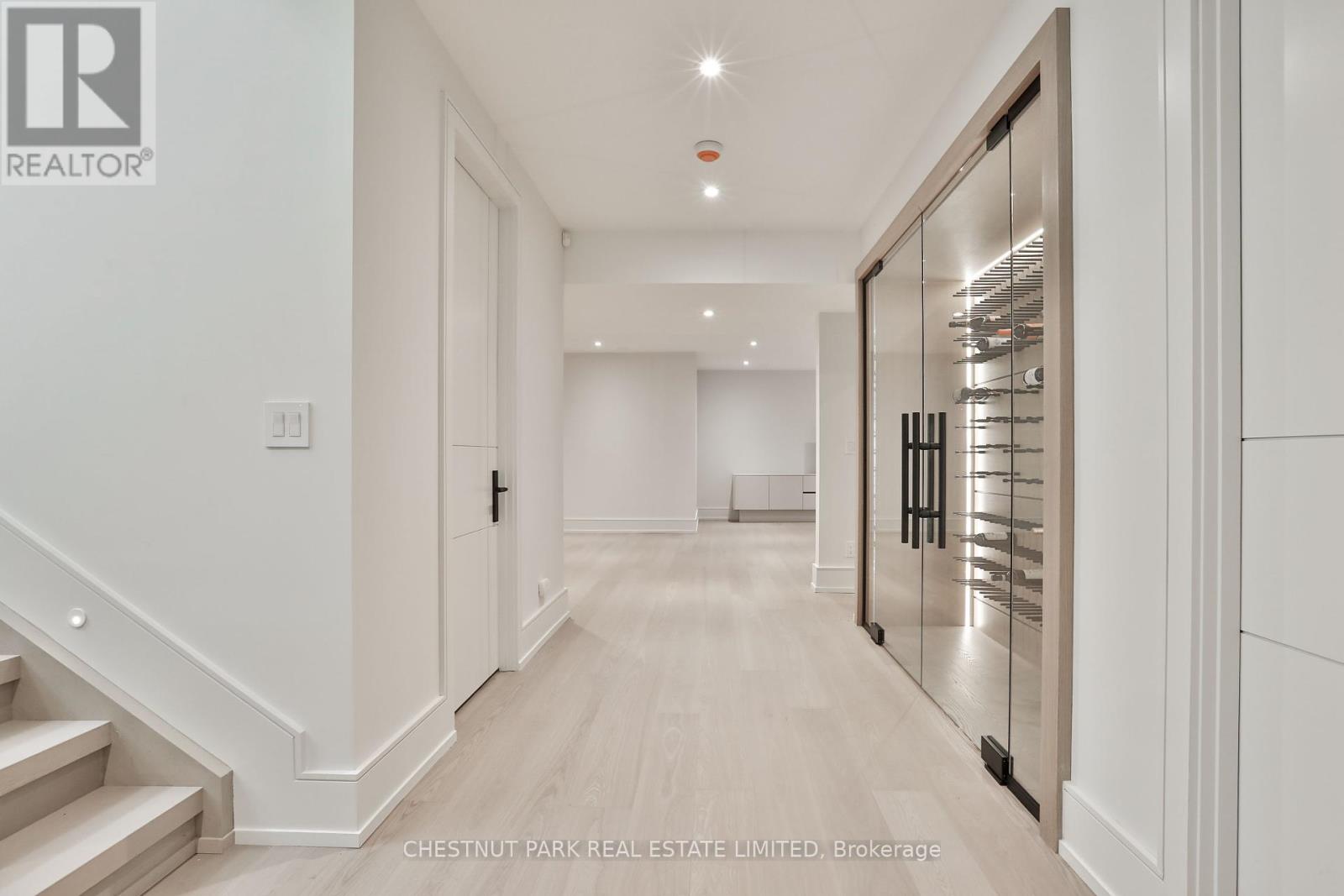 2 Marchwood Drive, Toronto, Ontario  M3H 1J8 - Photo 27 - C12182665