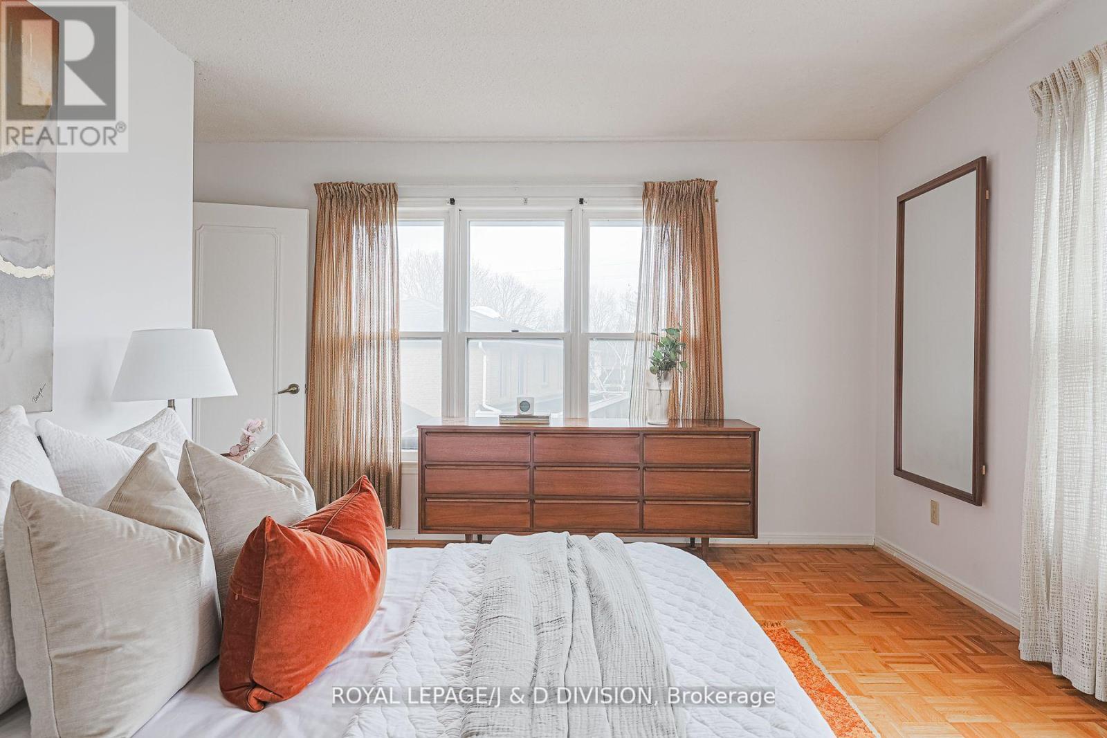 59 Mellowood Drive, Toronto, Ontario  M2L 2E4 - Photo 21 - C12182666