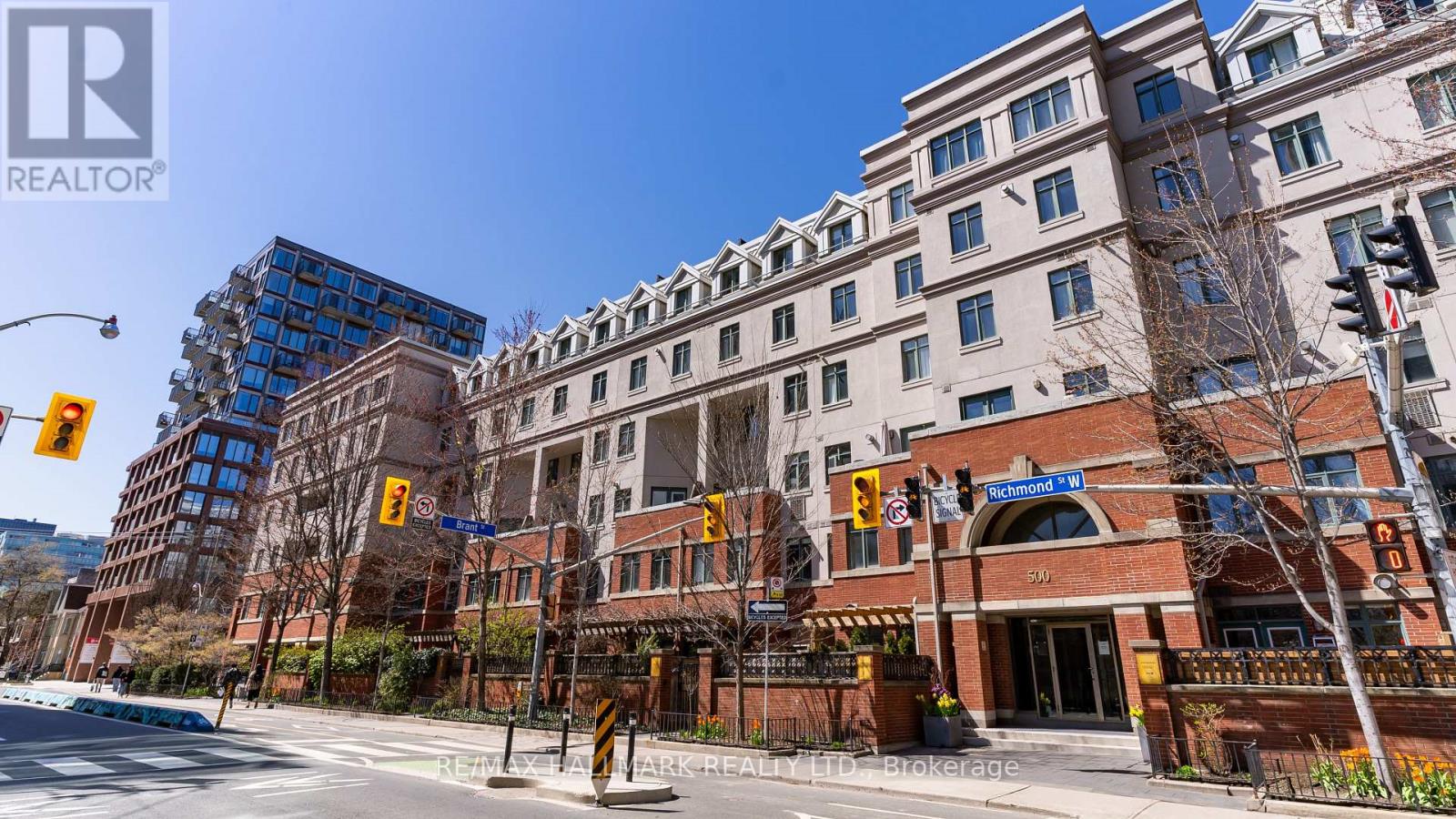 324 - 500 Richmond Street W, Toronto, Ontario  M5V 3N4 - Photo 1 - C12182693