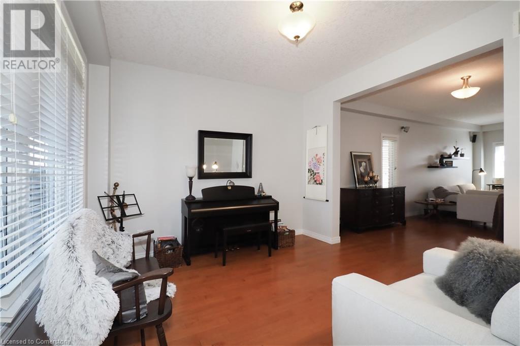 Property at 15 TREEVIEW Drive image 5