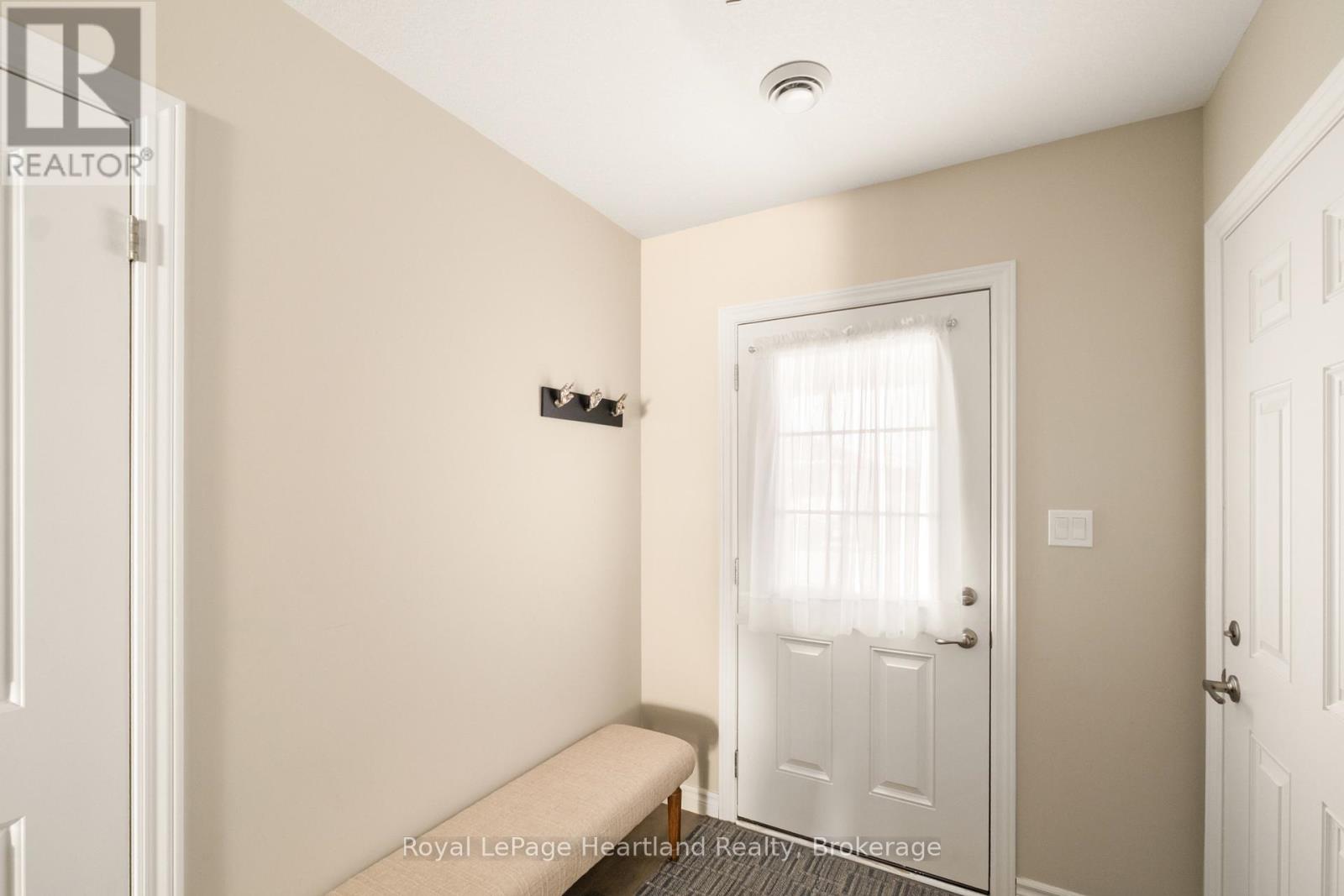 140 Lake Breeze Drive, Ashfield-Colborne-Wawanosh, Ontario  N7A 0C6 - Photo 6 - X12116906