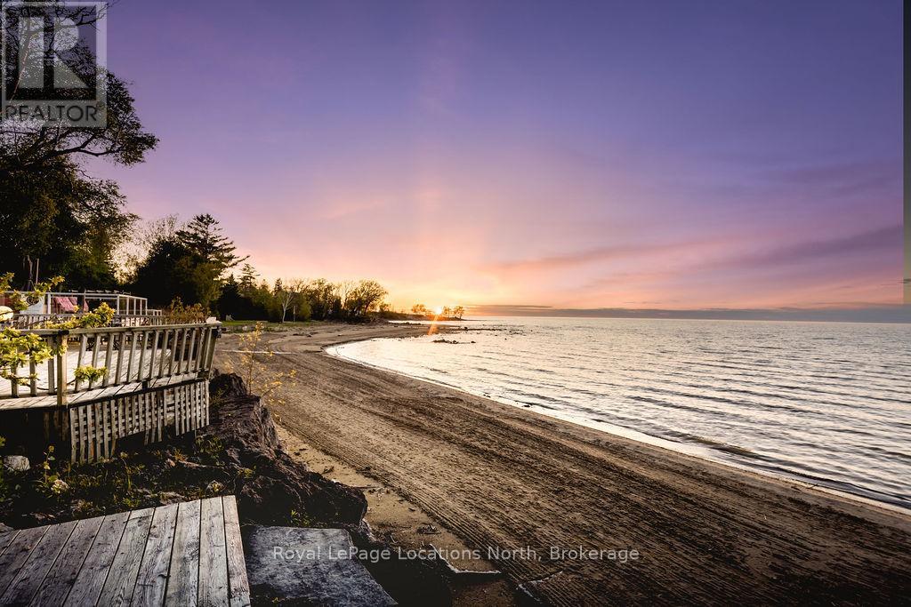 1946 SHORE LANE, Wasaga Beach, Ontario