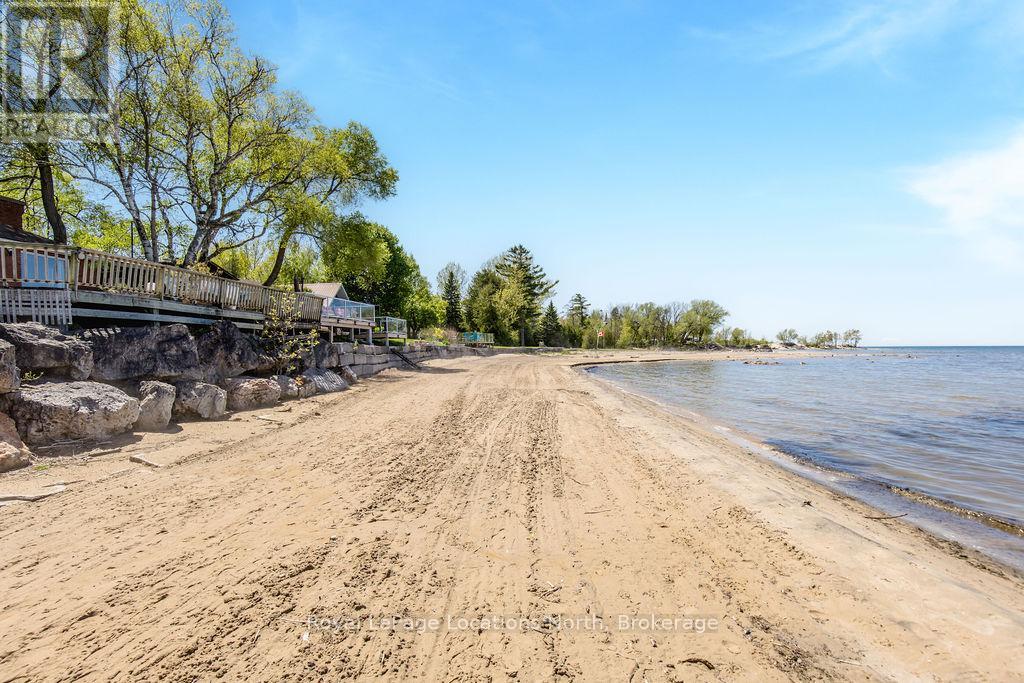 1946 Shore Lane, Wasaga Beach, Ontario  L9Z 1T7 - Photo 36 - S12182703