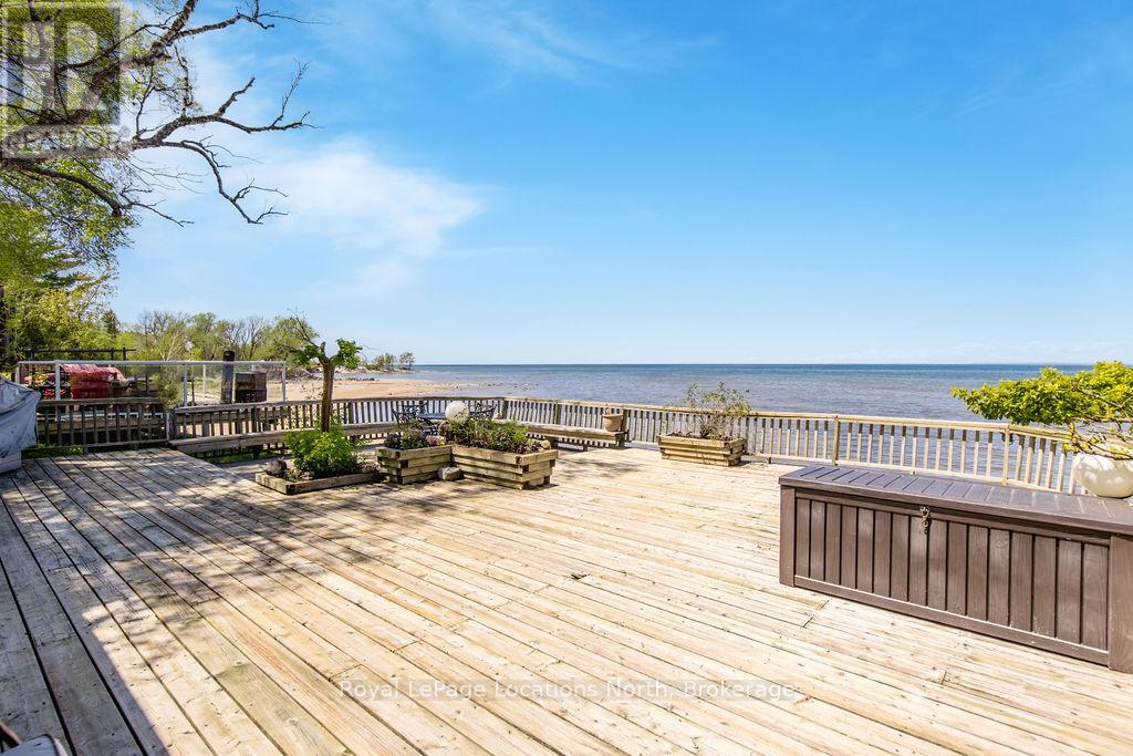 1946 Shore Lane, Wasaga Beach, Ontario  L9Z 1T7 - Photo 34 - S12182703