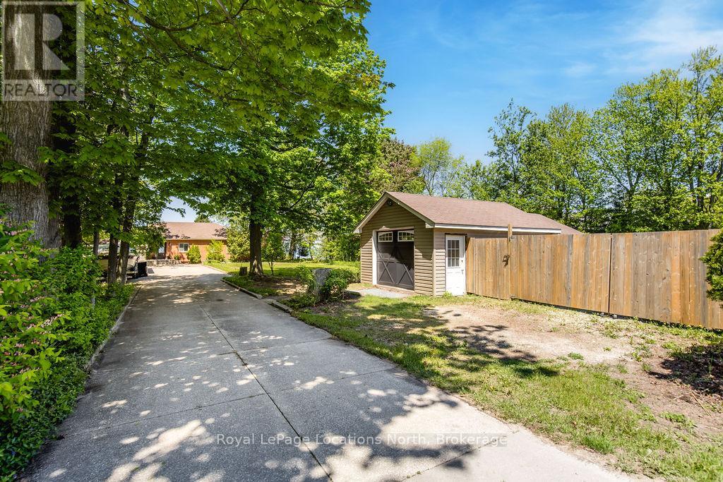1946 Shore Lane, Wasaga Beach, Ontario  L9Z 1T7 - Photo 44 - S12182703