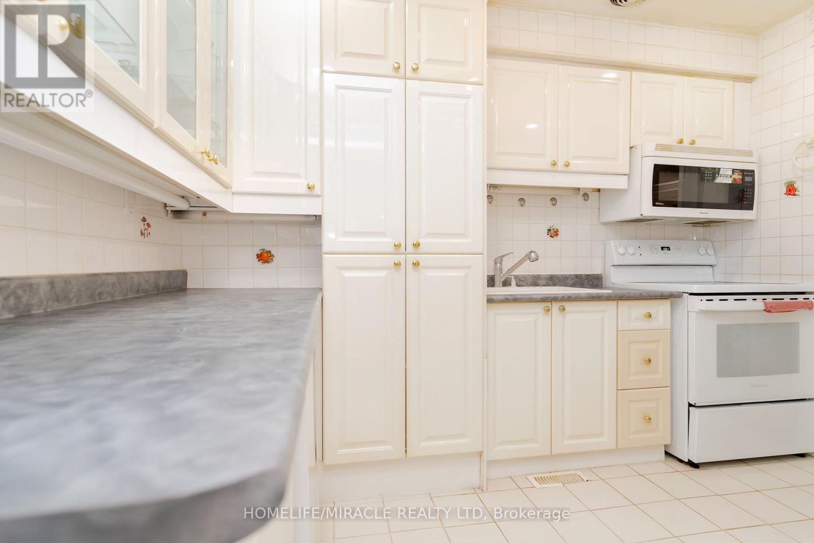 56 - 50 Blackwell Avenue, Toronto (Malvern), Ontario  M1B 1K2 - Photo 12 - E12182637