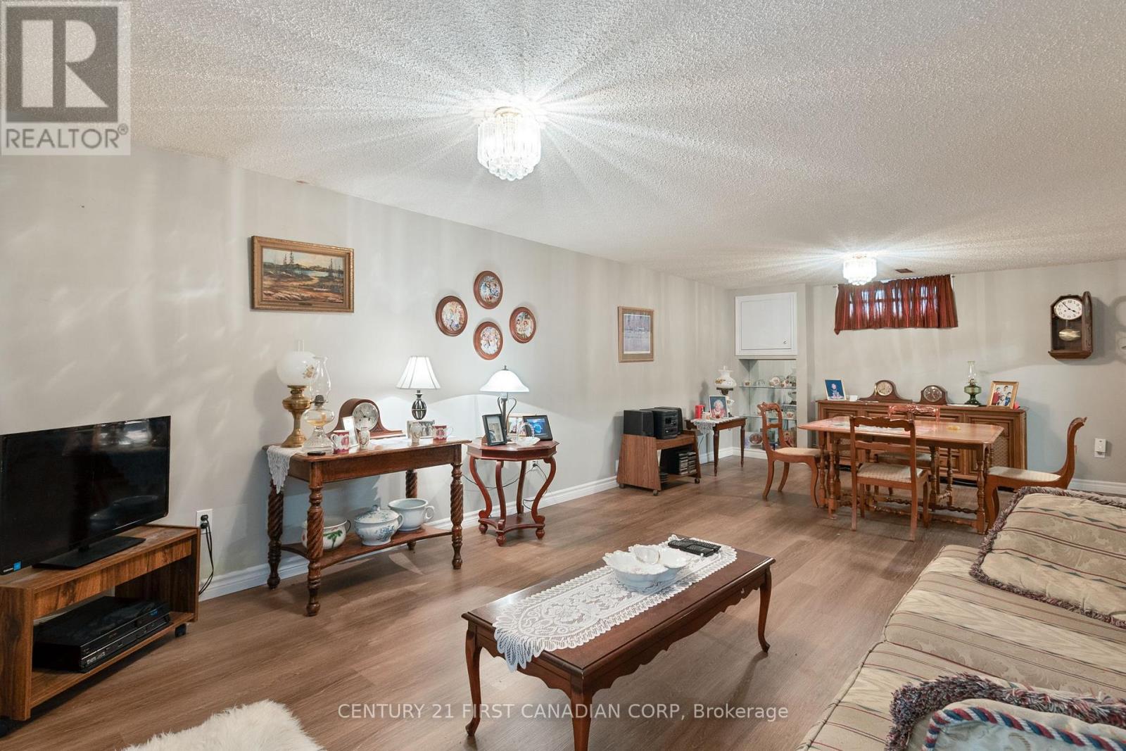 992 Farnham Road, London South, Ontario  N6K 1S1 - Photo 29 - X12182738
