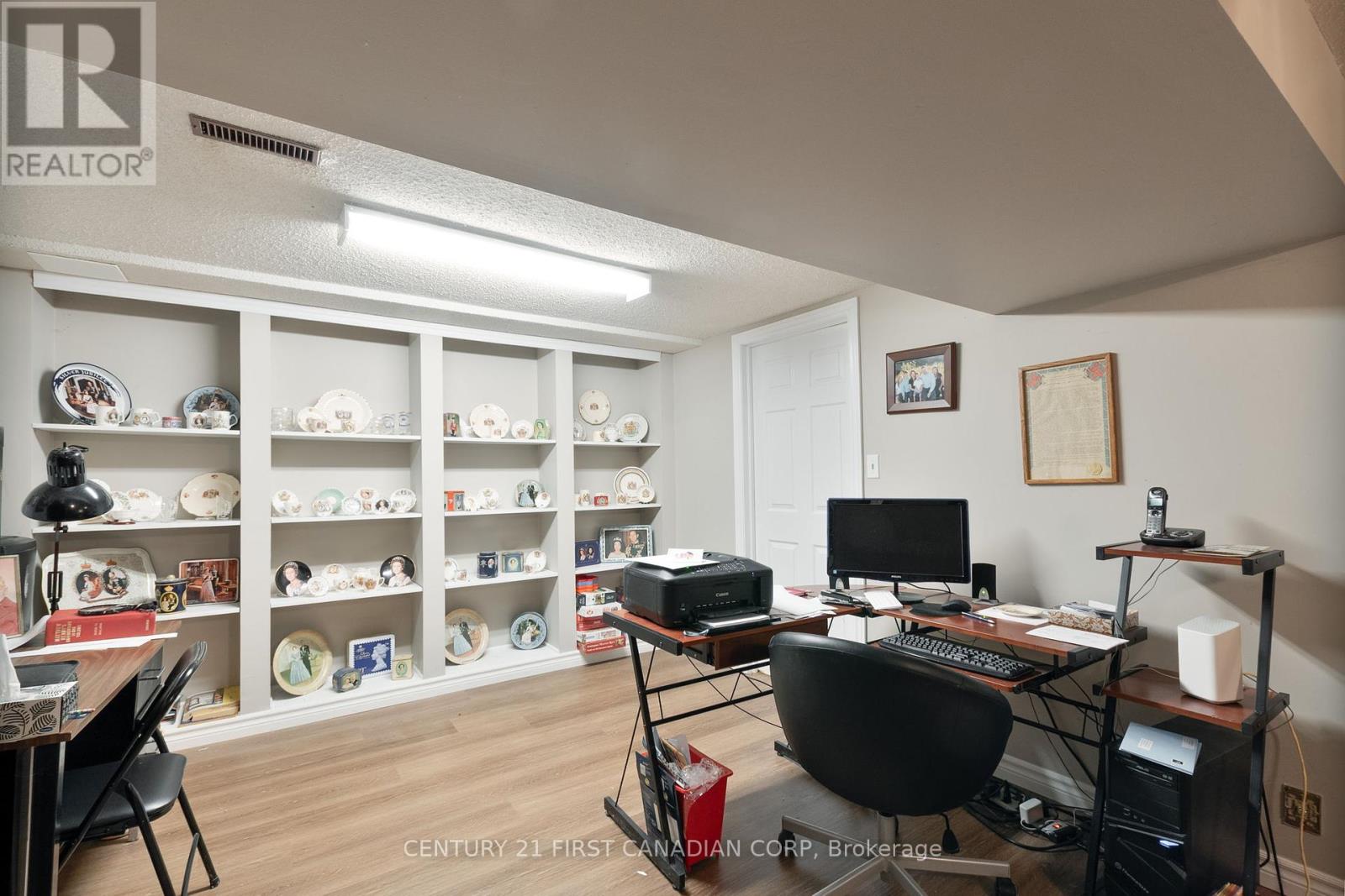 992 Farnham Road, London South, Ontario  N6K 1S1 - Photo 32 - X12182738