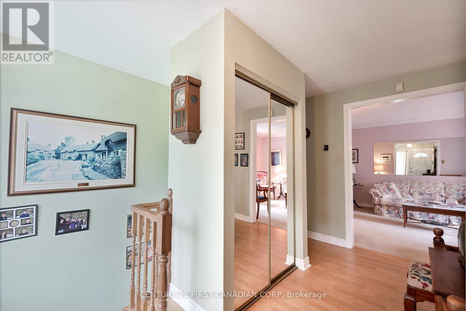992 Farnham Road, London South, Ontario  N6K 1S1 - Photo 6 - X12182738
