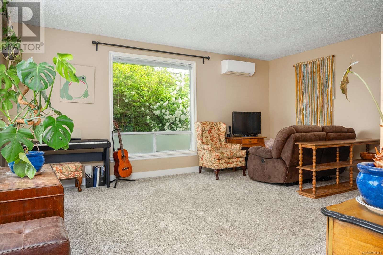 Property at 927 Campbell St image 5