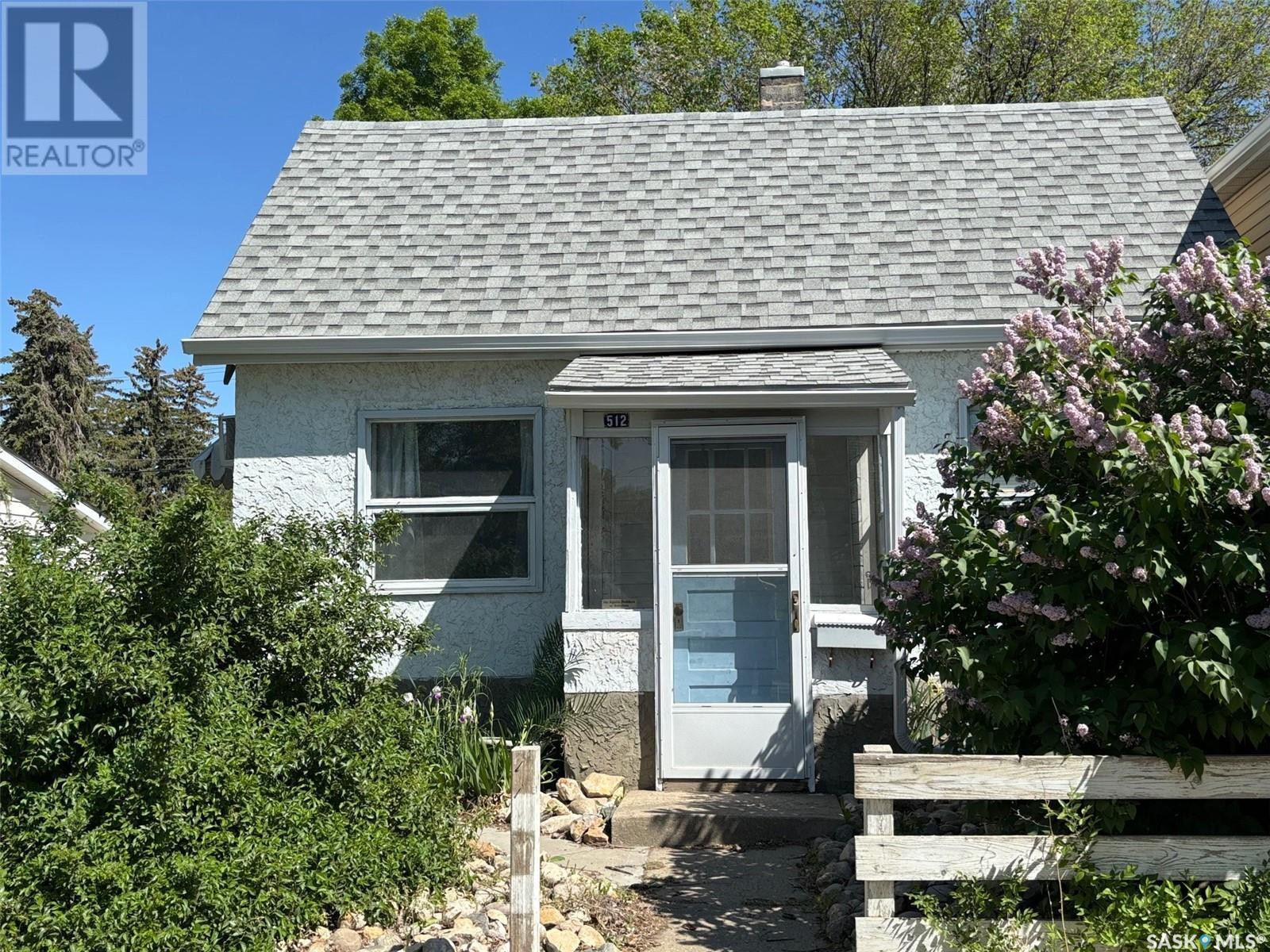 512 Athabasca STREET E, moose jaw, Saskatchewan