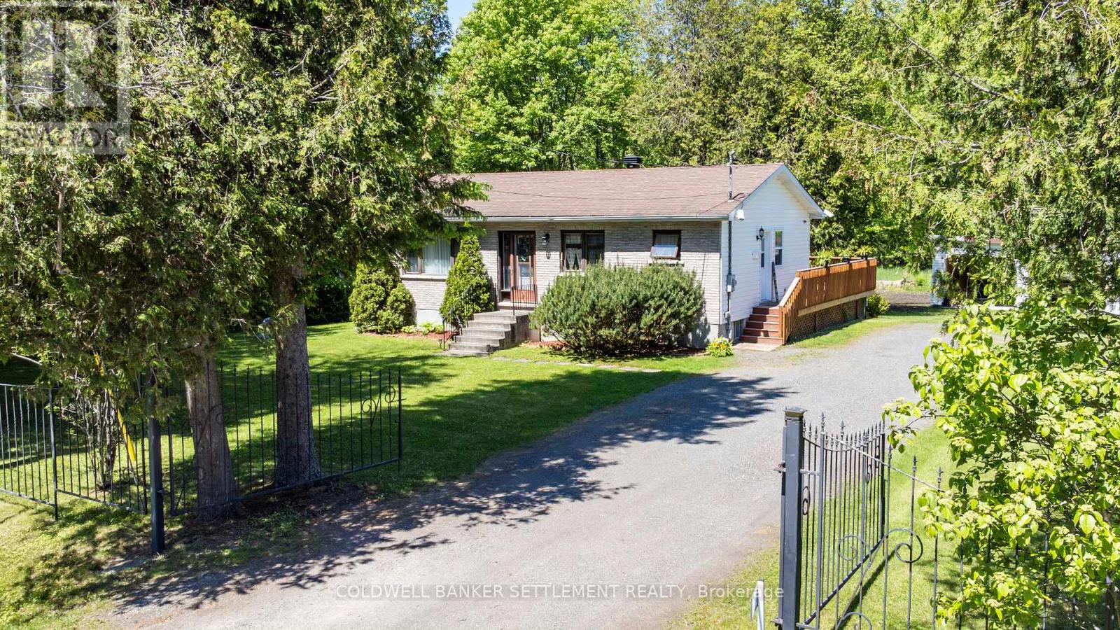 2762 Dummond Concession 7 Road, Drummond/north Elmsley, Ontario  K7H 3C8 - Photo 1 - X12182769