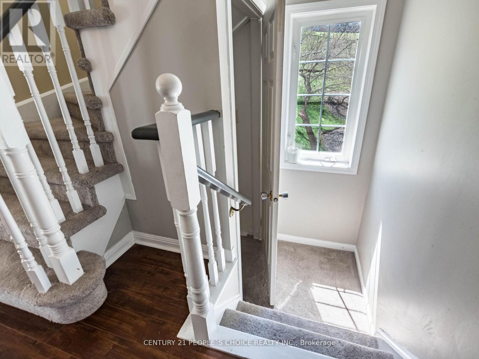 18 Palomino Trail, Halton Hills, Ontario  L7G 6E9 - Photo 37 - W12182598